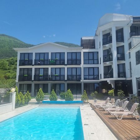 Gega Hotel Gagra Exterior photo
