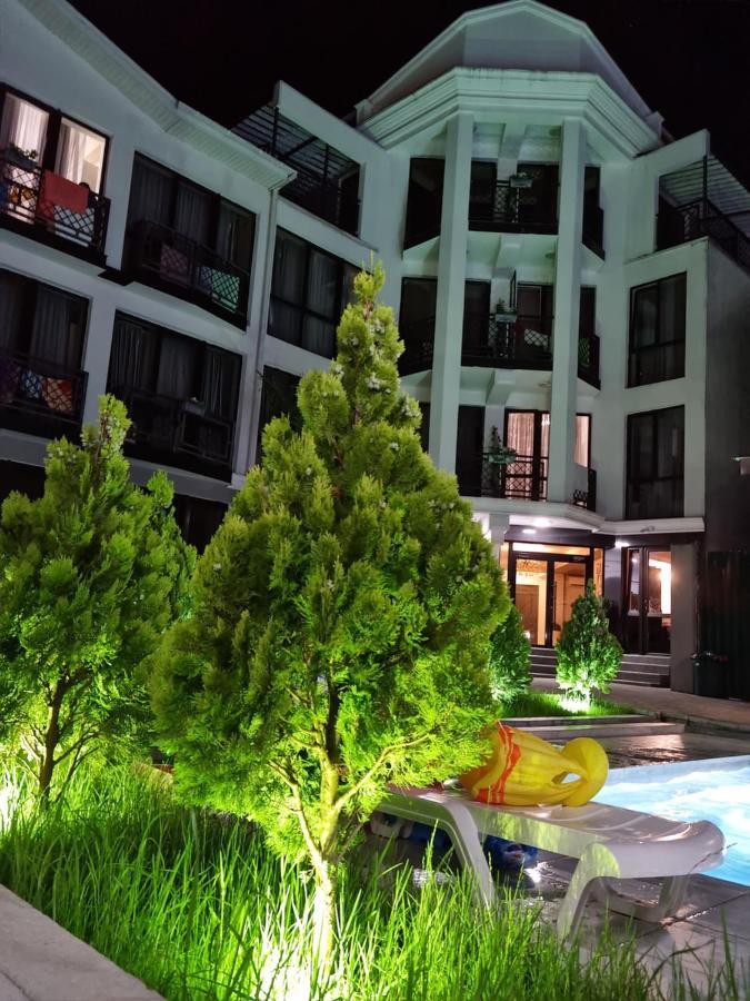 Gega Hotel Gagra Exterior photo