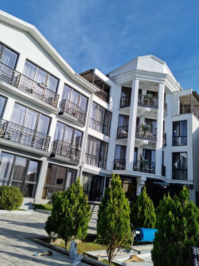 Gega Hotel Gagra Exterior photo