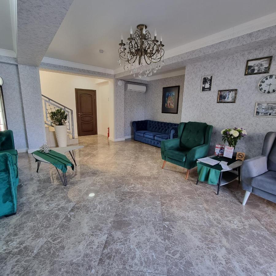 Gega Hotel Gagra Exterior photo